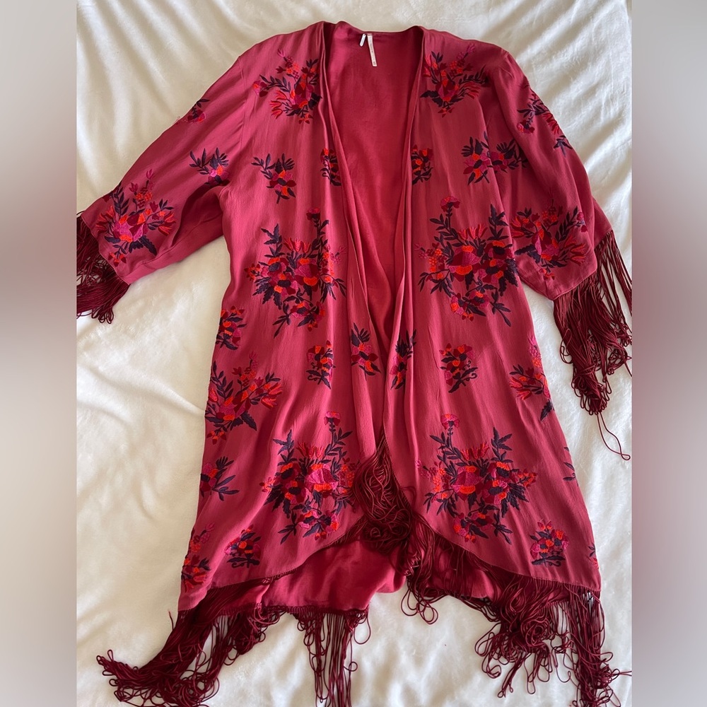 Free People Intimates M/L red kimono with fringe